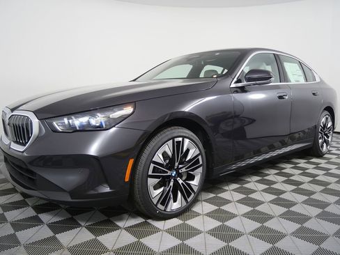 New 2026 BMW 530i image 8