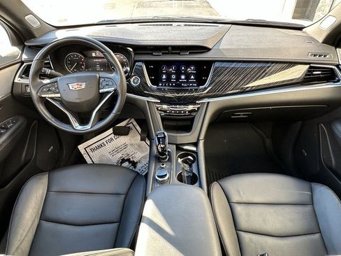 Certified 2024 Cadillac XT6 Premium Luxury w/ LPO, Floor Liner Package image 9