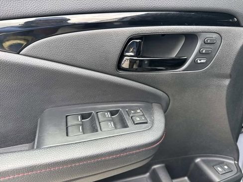 Certified 2025 Honda Passport Black Edition image 20