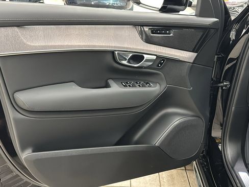 New 2026 Volvo XC90 T8 Ultra w/ Protection Package Premier AWD/4WD image 21