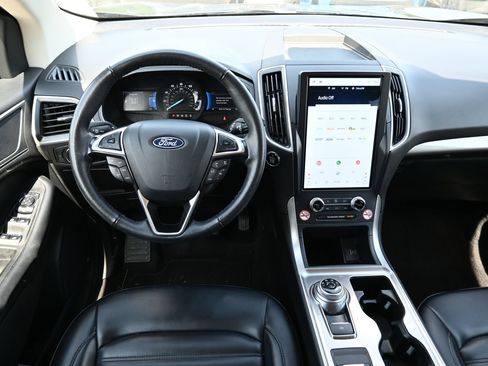 Used 2024 Ford Edge SEL AWD/4WD image 32