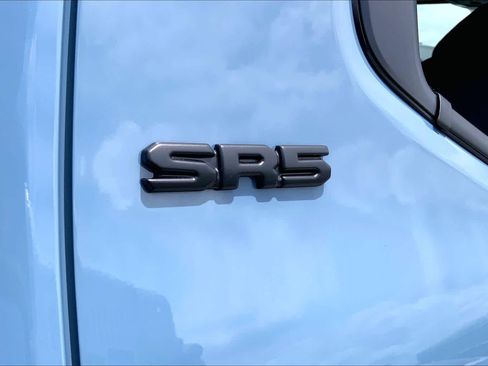 Used 2026 Toyota Tacoma SR5 AWD/4WD image 10