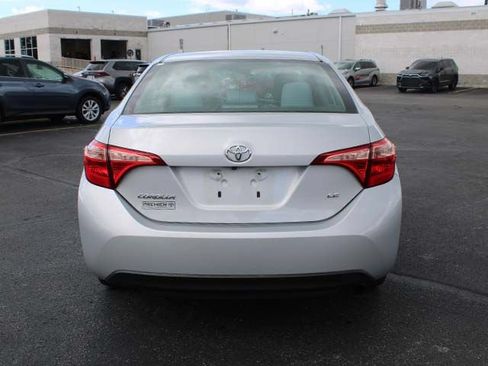 Used 2017 Toyota Corolla LE FWD image 6
