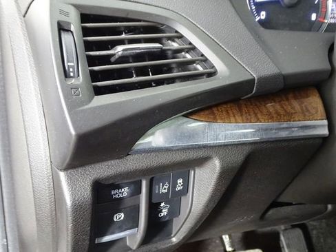 Used 2020 Acura MDX FWD image 21