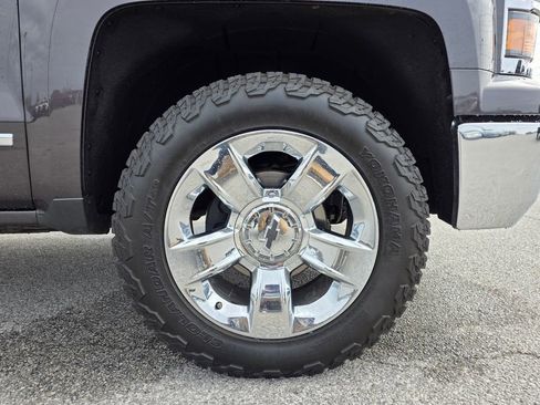Used 2014 Chevrolet Silverado 1500 LTZ Z71 image 30