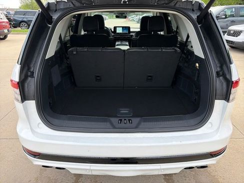 New 2026 Lincoln Aviator AWD image 7