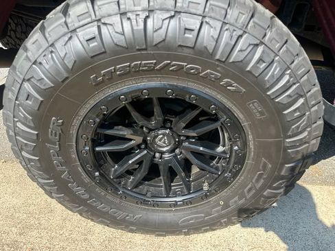 Used 2019 Ford F150 Raptor w/ Equipment Group 802A Luxury AWD/4WD image 19