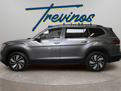 Used 2024 Volkswagen Atlas SE AWD/4WD image 11