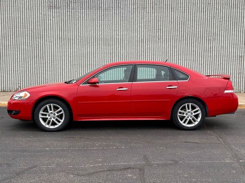 Used 2013 Chevrolet Impala LTZ FWD image 2