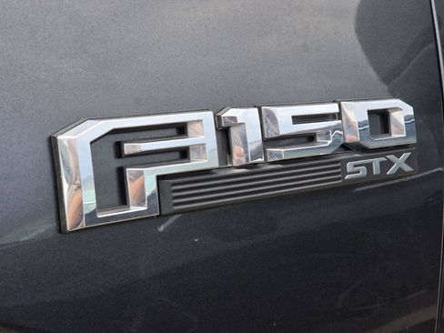 Used 2020 Ford F150 XL w/ Equipment Group 101A Mid AWD/4WD image 4