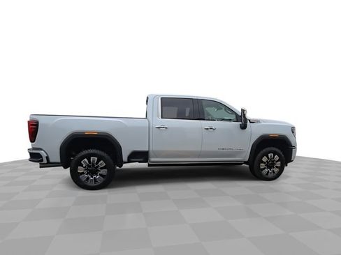 New 2026 GMC Sierra 2500 Denali w/ Denali Reserve Package AWD/4WD image 2