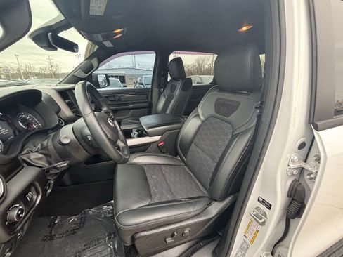Used 2023 RAM 1500 Big Horn image 11