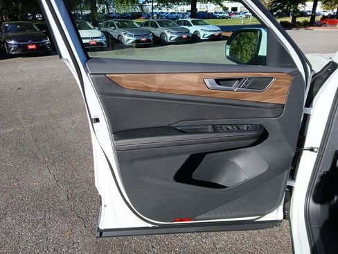 New 2026 Volkswagen Atlas SE image 10
