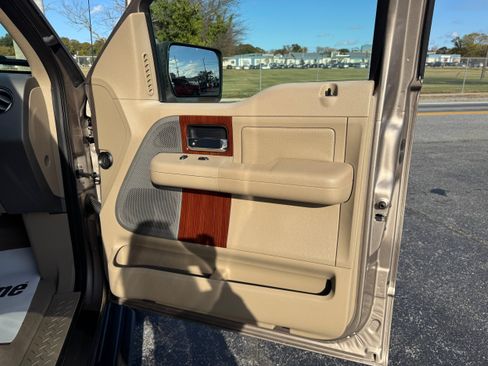 Used 2005 Ford F150 FX4 AWD/4WD image 26