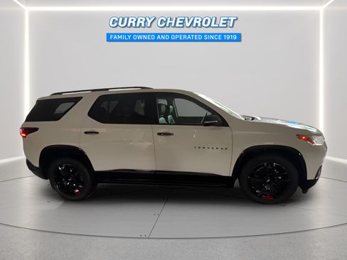 Used 2020 Chevrolet Traverse Premier w/ Redline Edition AWD/4WD image 16