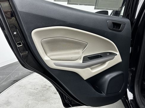 Used 2022 Ford EcoSport S image 28