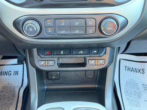 Used 2021 Chevrolet Colorado LT w/ LT Convenience Package AWD/4WD image 23