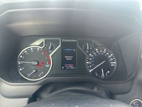 Used 2023 Toyota Tundra Limited w/ Power Package AWD/4WD image 11