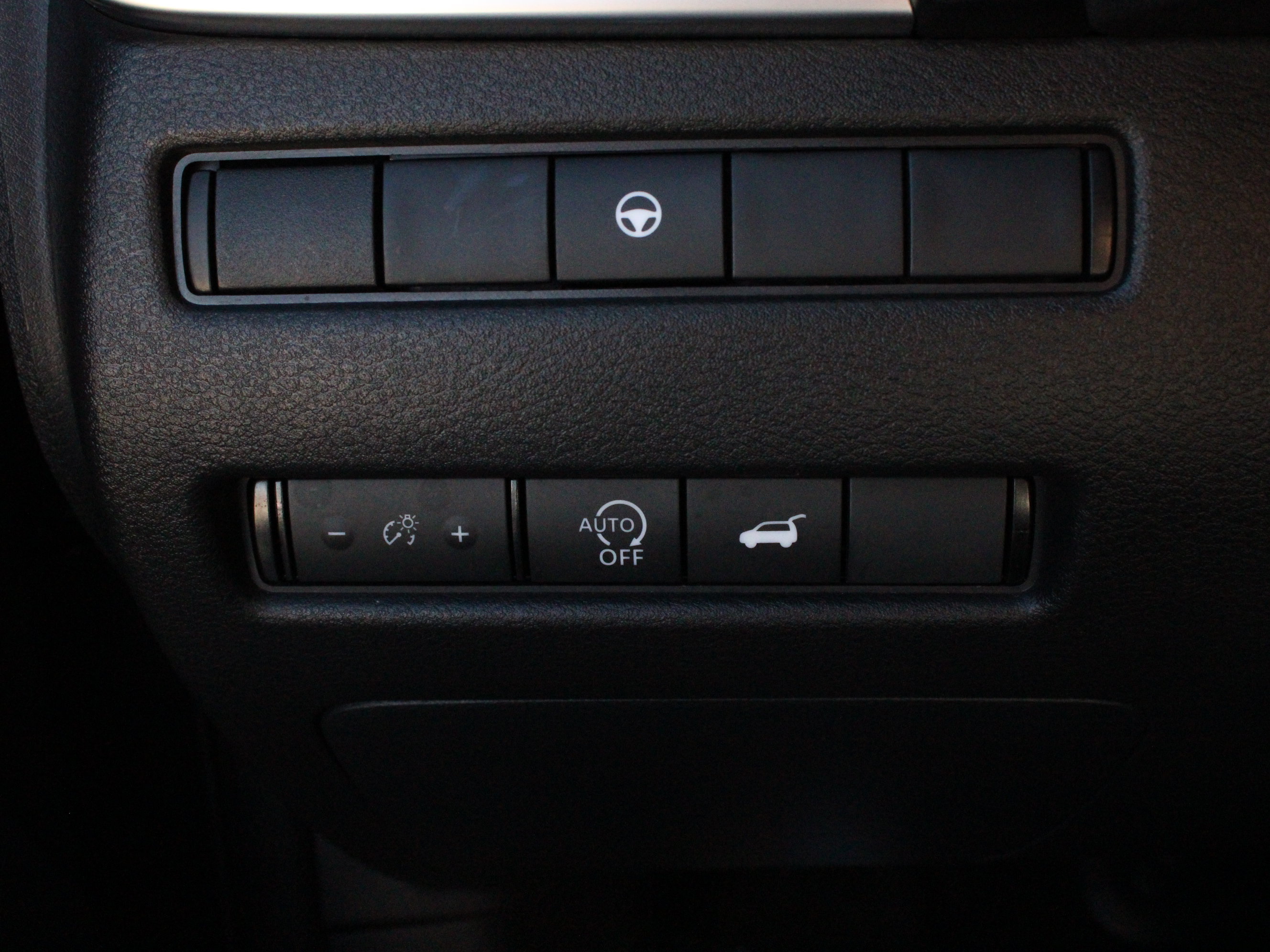 Used 2023 Nissan Rogue SV w/ SV Premium B Package AWD/4WD image 31