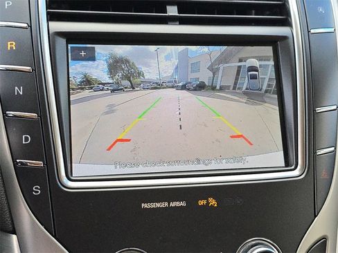 Used 2020 Lincoln Nautilus FWD w/ Equipment Group 101A image 30