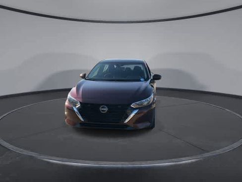 Used 2024 Nissan Sentra SV image 3