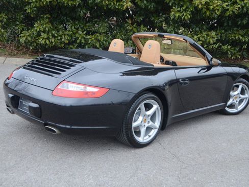 Used 2005 Porsche 911 Carrera image 14