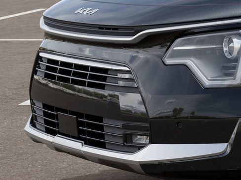 New 2025 Kia Niro SX image 12