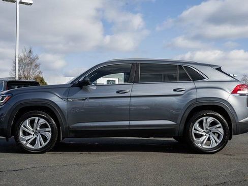 Used 2021 Volkswagen Atlas Cross Sport SEL image 4