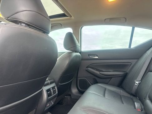 Certified 2022 Nissan Altima 2.5 SL FWD image 33