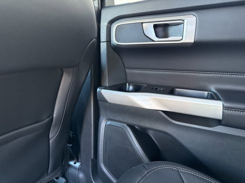 Used 2023 Ford Explorer XLT w/ Equipment Group 202A image 16