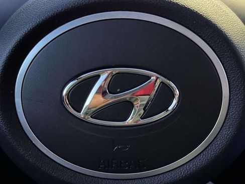 Used 2022 Hyundai Tucson SEL w/ Cargo Package image 31