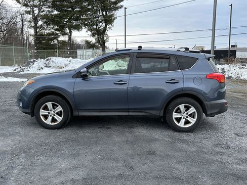 Used 2013 Toyota RAV4 XLE image 5