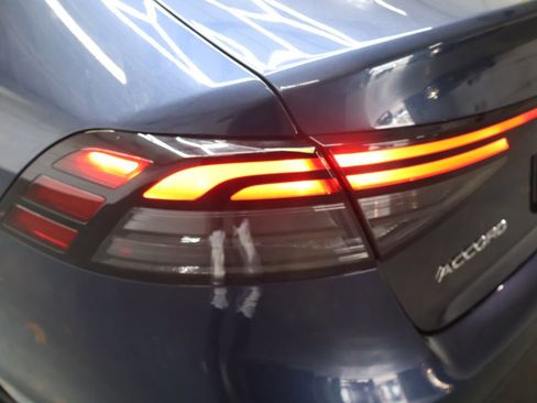 Used 2024 Honda Accord EX image 28