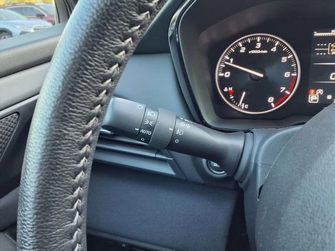 Certified 2024 Subaru Outback Premium image 14