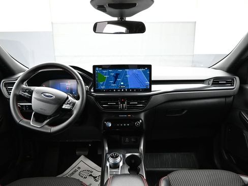 Used 2025 Ford Escape ST-Line w/ Equipment Group 301A image 24