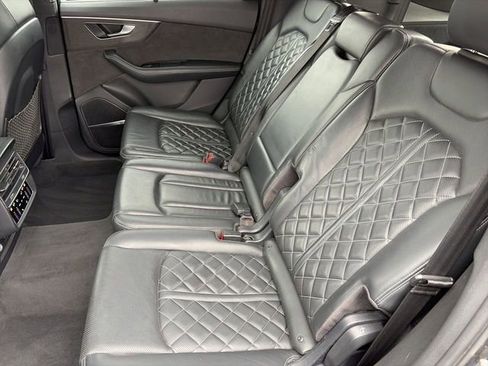 Used 2021 Audi SQ7 Premium Plus w/ Executive Package image 18
