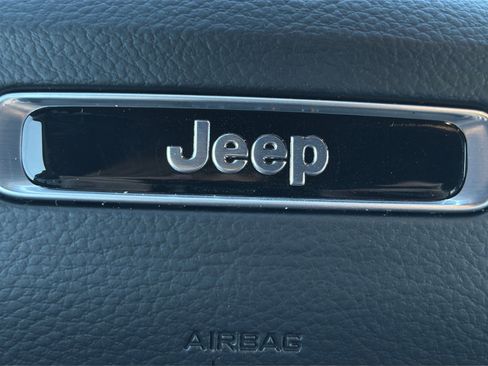 New 2026 Jeep Grand Cherokee Laredo X AWD/4WD image 26