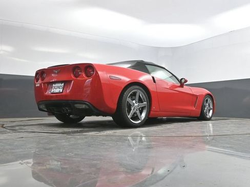 Used 2007 Chevrolet Corvette Convertible w/ Preferred Equipment Group RWD image 34