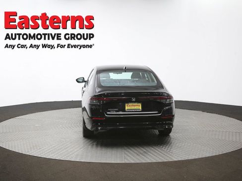 Used 2025 Honda Accord LX image 35