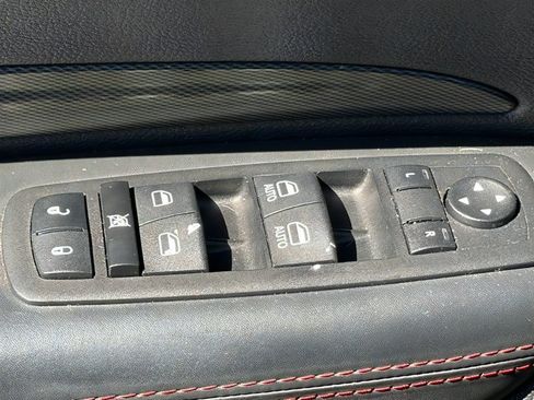 Used 2023 Dodge Durango GT RWD image 17