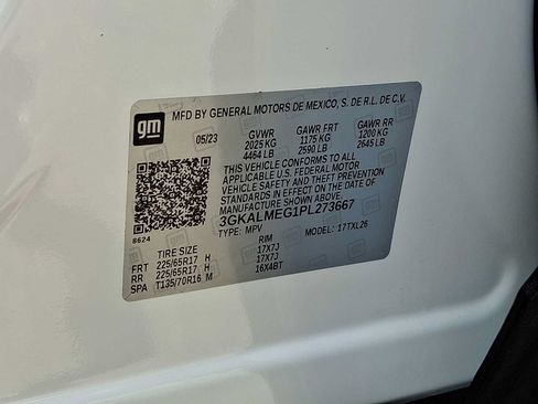 Used 2023 GMC Terrain SLE w/ Driver Convenience Package FWD image 28