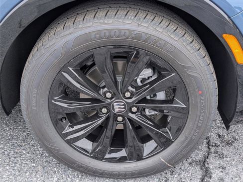 New 2026 Buick Envista Sport Touring FWD image 7