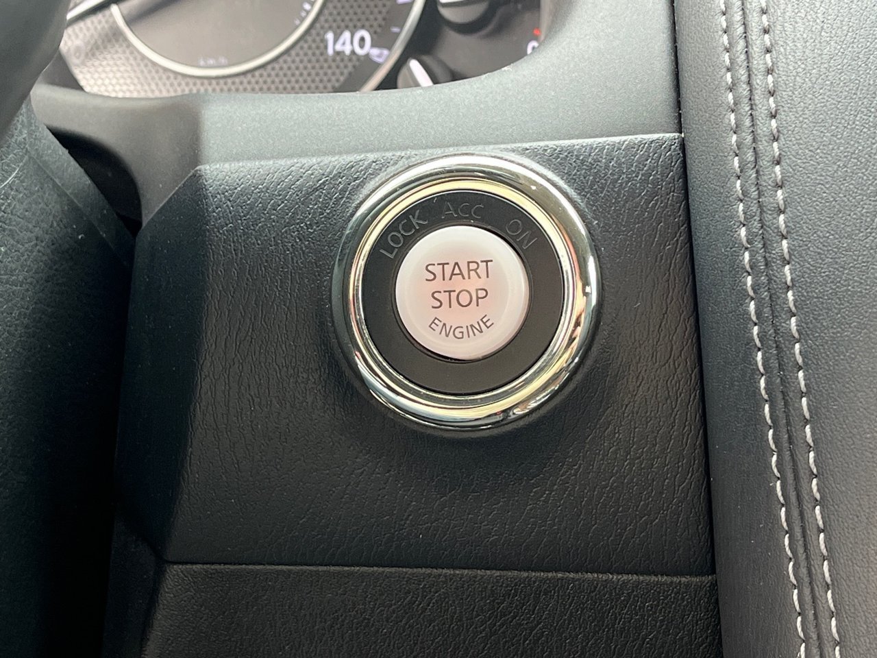 Used 2020 Nissan Armada SL w/ Premium Package RWD image 22