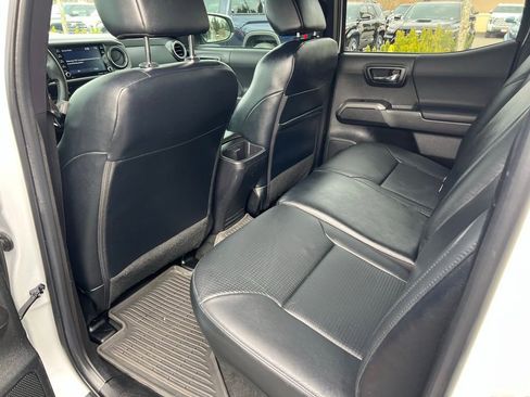 Used 2023 Toyota Tacoma TRD Sport w/ TRD Premium Sport Package image 16