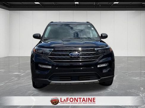 Used 2023 Ford Explorer XLT w/ Equipment Group 202A AWD/4WD image 8