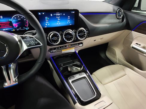 New 2026 Mercedes-Benz GLA 250 image 19