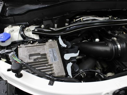 Used 2024 Ford Explorer ST w/ Technology Package AWD/4WD image 33
