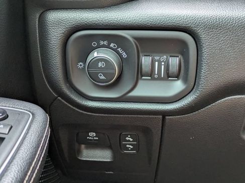 Used 2021 RAM 1500 Laramie w/ Sport Appearance Package AWD/4WD image 25