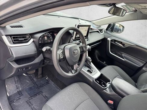 Used 2025 Toyota RAV4 XLE image 11