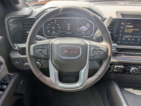 Used 2025 GMC Sierra 2500 SLT w/ SLT Premium Package image 19